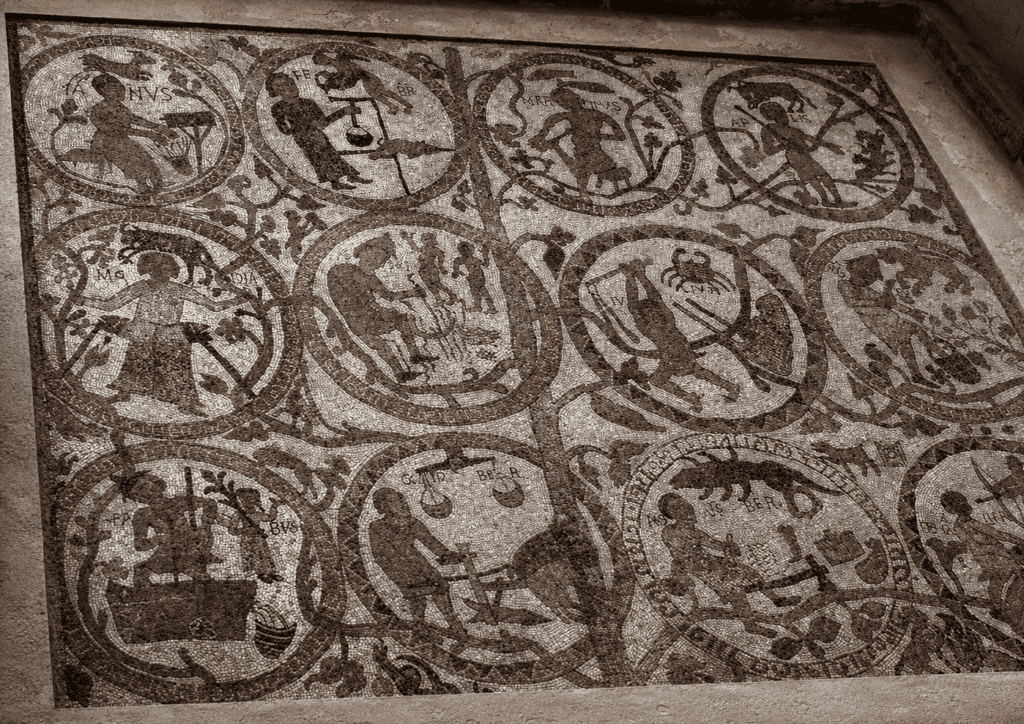 Mosaico dell'Albero della Vita nella Cattedrale di Otranto, opera di Pantaleone